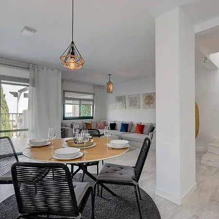 3 Bedroom Semi Detached With Stunning Views!