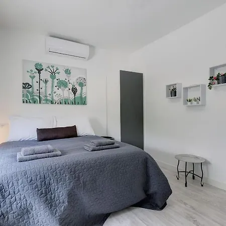 3 Bedroom Semi Detached With Stunning Views! *